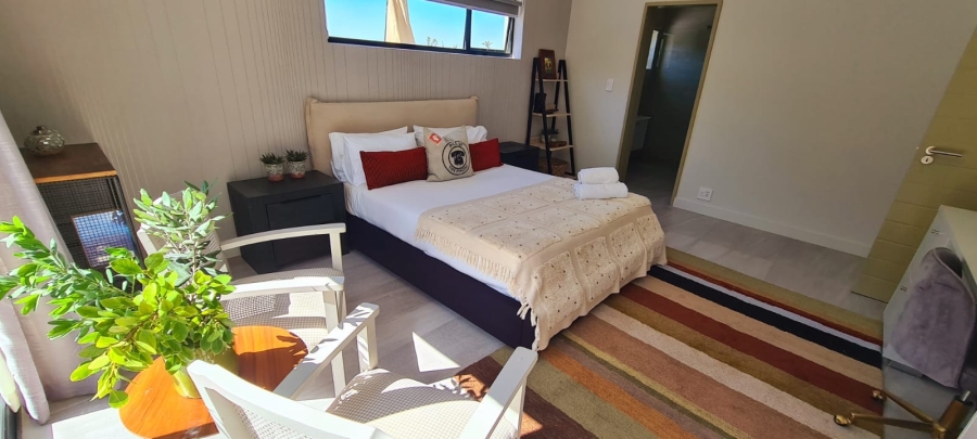 10 Bedroom Property for Sale in Bloubergstrand Western Cape